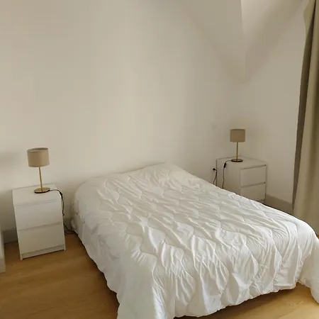 فيلة Paqueray كارّوليس